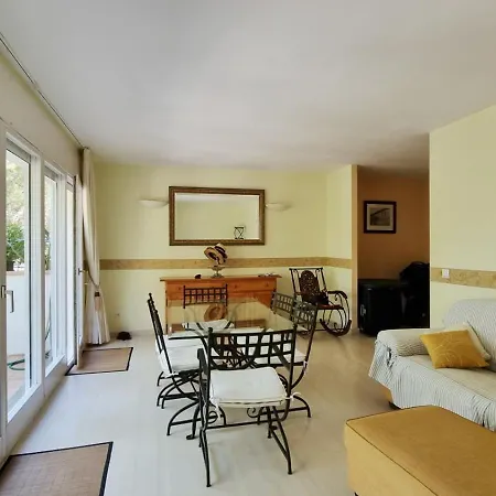 7926 Apartament In Lägenhet